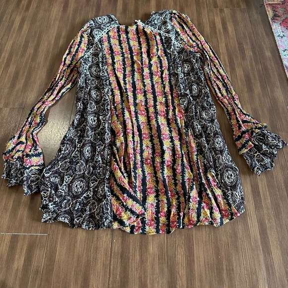 Free People “Fallin Into You Tunic”  black natural boho flowy size small - Picture 7 of 7